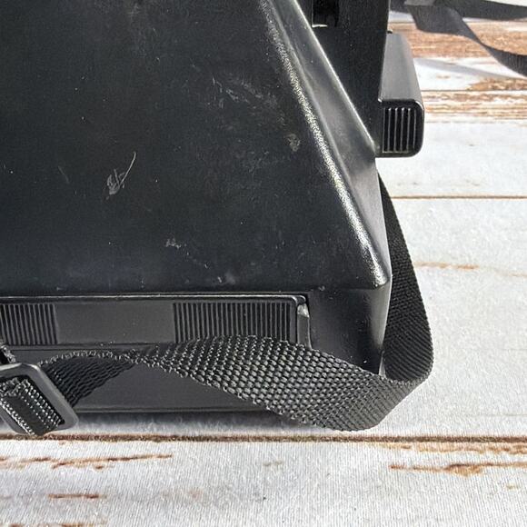 Vintage Polaroid Spirit 600 Instant Camera Strap Loop Damaged Pre-owned - Picture 4 of 6